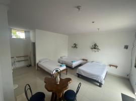 habitación cerca a playa man, apartment in San Cristobal