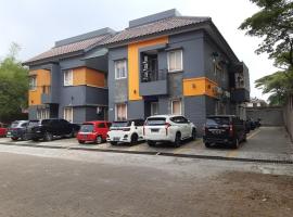 John Residence Lippo Karawaci Tangerang, hotel v destinaci Binong