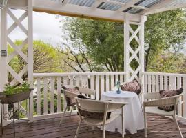 Hollyoak Cottage, pet-friendly hotel in Bowral