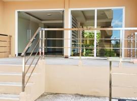Private studio unit with balcony near the beaches, апартаменти у місті Lapu Lapu City