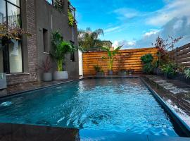 Nurit에 위치한 홀리데이 홈 Gilboa cliff eclectic villa- heated swimming pool