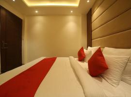 Super OYO Status Inn, hotel de 3 estrellas en Dehradun