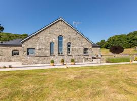 The Big Barn, Hotel in Kidwelly