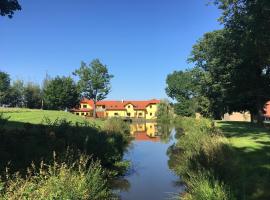 Podveský mlýn, hotel v destinaci Tlumačov