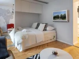 Modern Studio near British Square