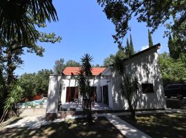 Pool Villa Topla, ξενοδοχείο στο Χέρτσεγκ Νόβι