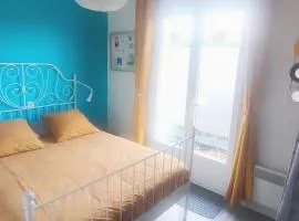 EntreLac&Océan1 - chambre d'hôtes chez l'habitant, Entrée et terrasse privée- cyclotouristes bienvenue