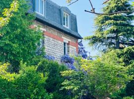 Appart 40m2 dans maison - Proche Paris, maison d'hôtes à Meudon