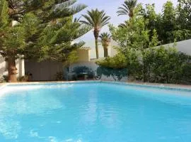 Llevantada - Casa en Poblenou del Delta con piscina privada y barbacoa