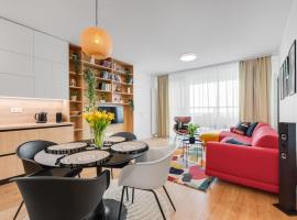 On the Danube, city center, free parking