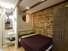 Rooms & Studio Apartments Šibenik