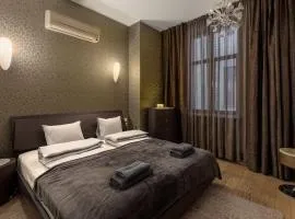 Beautiful 1bd Old Town Apartment