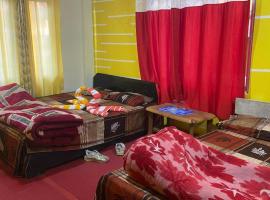 SEWARO HOMESTAY, вариант проживания в семье в городе Sukhia Pokhari