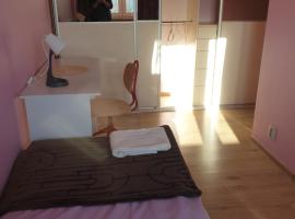 ClickTheFlat24 Prestige Apart Rooms Pokoje Czechów, homestay in Lublin