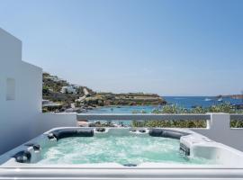 BLUE WATERS MYKONOS, hotel with jacuzzis in Ornos