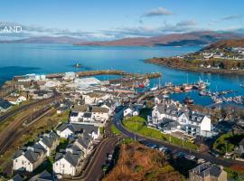 West Highland Hotel, hotel with parking in Mallaig