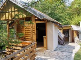 Glamping Narnia, glamping i Bovec