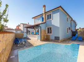 Nice Home In Vodnjan With 6 Bedrooms, Wifi And Outdoor Swimming Pool