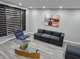 Spacious bright Apt,Parking and self check-in, hôtel à Longueuil