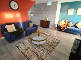 3 Bed House Etihad Stadium, COOP LIVE Private Parking With Optional HOT TUB