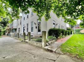 1 Bd Hide away Historic Dayton, Oh Oregon District, cabaña o casa de campo en Dayton