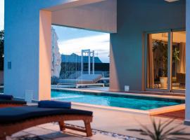 Luxury house Natanel, hotell i Škrip