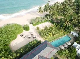 Calamansi Cove Villas