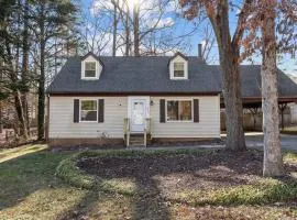 Beautifully updated home! Near downtown & NC State