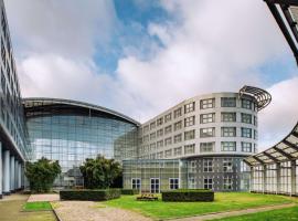 The Atrium Hotel & Conference Centre Paris CDG Airport, by Penta, מלון ברואיסי-אן-פרנס