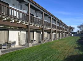 Edgewater Inn and Suites, hôtel à Coos Bay