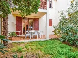 1 Bedroom Cozy Apartment In Cargse