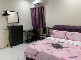 Rosevilla Homestay - 3R2B Fully Aircond WiFi, hotel blizu znamenitosti Genting Skyway Station, Bandar Puncak Alam