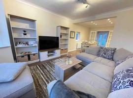 Cosy House near Harry Potter Studios, vacation home in Leavesden Green