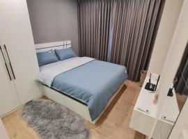 คอนโดอีสวิลบางแสน ห้อง 7, hotel 5 bintang di Ban Hua Khao Sammuk