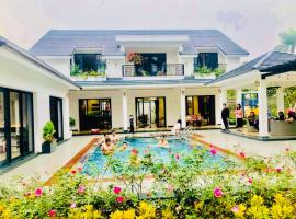 Sapphire Villa - Venuestay, hotel con estacionamiento en Luong Son