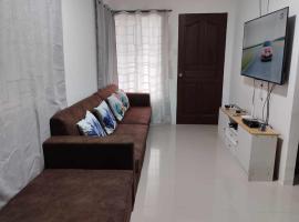 Vin's Place Rentals, vacation home in Tagum