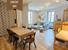 Le Royat Palace - Wifi - Confort、ロワイヤのアパートメント