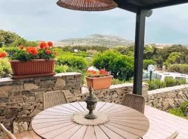 RELAXING SEAVIEW APARTMENT
