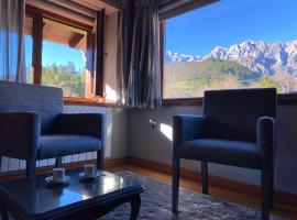 Picos de Europa Suites and Rooms: Turieno'da bir otel