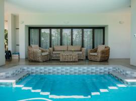 Ruzelle Family House