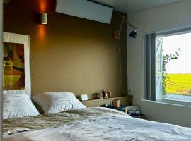 Amazing Guesthouse in Broek in Waterland, bed and breakfast en Broek in Waterland