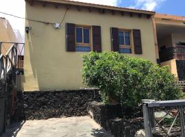 Una casa con vistas, vakantiehuis in La Caleta