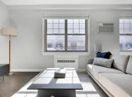 Evanston 2BR 1 mile from Nwestern campus CHI-600