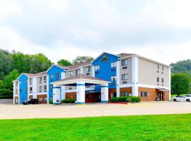 Quality Inn & Suites Caseyville - St Louis, hotel v destinaci Caseyville