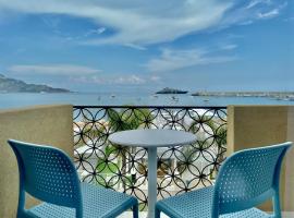 La Finestra sul Mare Modern Apartment, hotel a Giardini Naxos