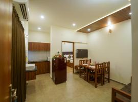 Grand Plaza Inn, hotel v mestu Kottakkal
