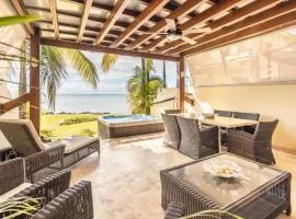 Townhouse with ocean view Puerto Bahia