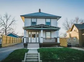The Craftsman House - 3 min to DT & Falls Park