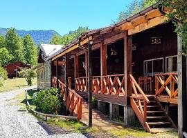 La Casona Caburgua, hostal o pensión en Pucón