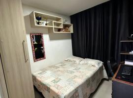 Quarto Casal disponível em Apartamento, hotel in Vila Velha